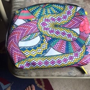 Travel makeup case